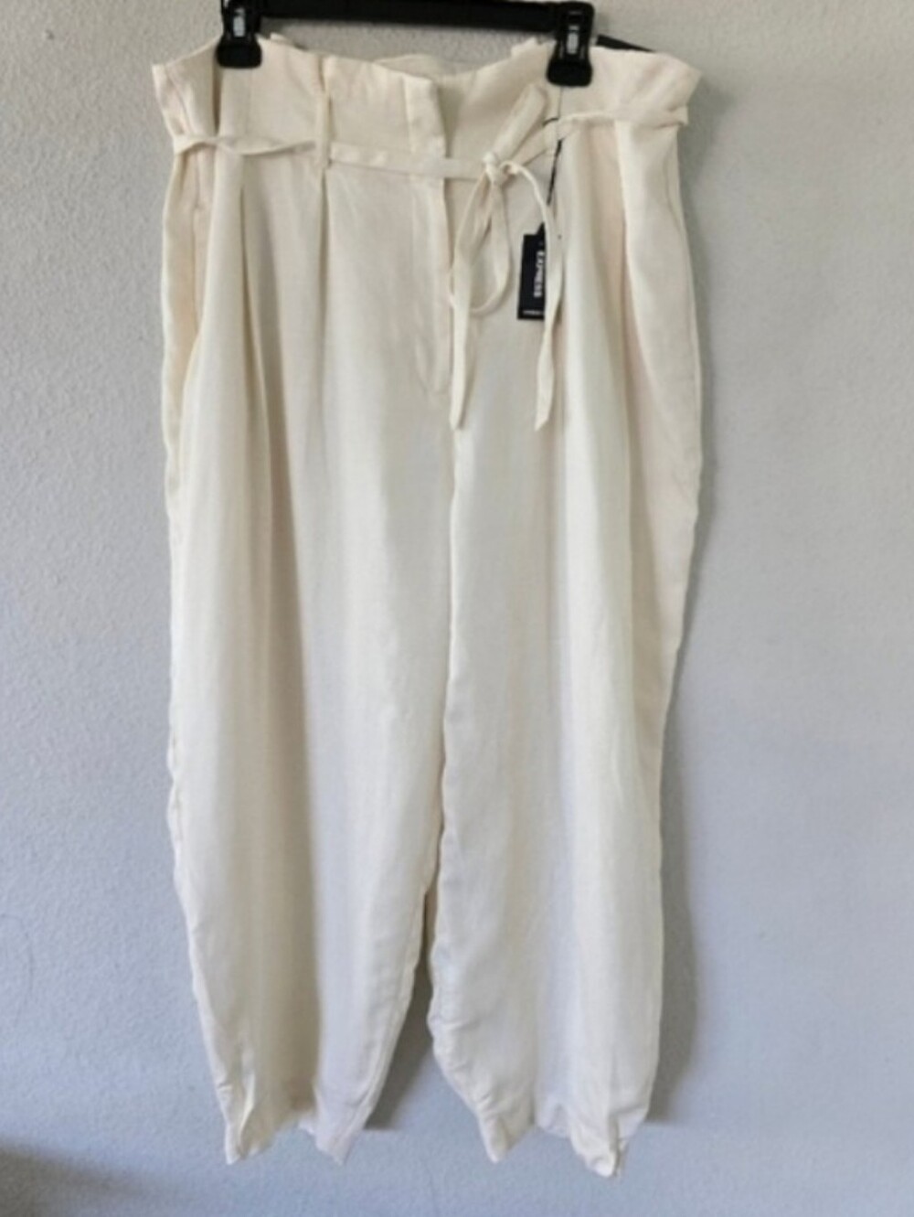 NWT Express High Rise Paperbag Ankle Pants Ivory Linen Blend Tie Waist 16S $84